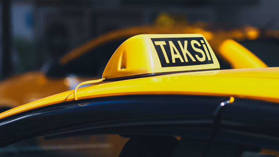 İzmir’de Ucuz Taksi